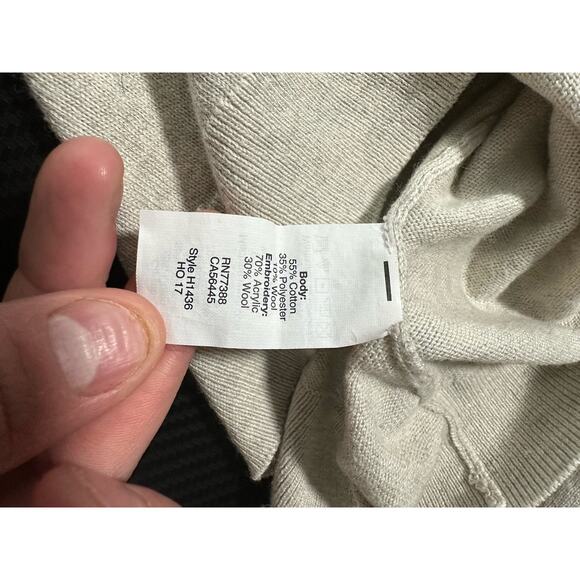 J Crew Polar Bear Graphic Knit Sweater Size XS Cream Lightweight Nature - Picture 8 of 8